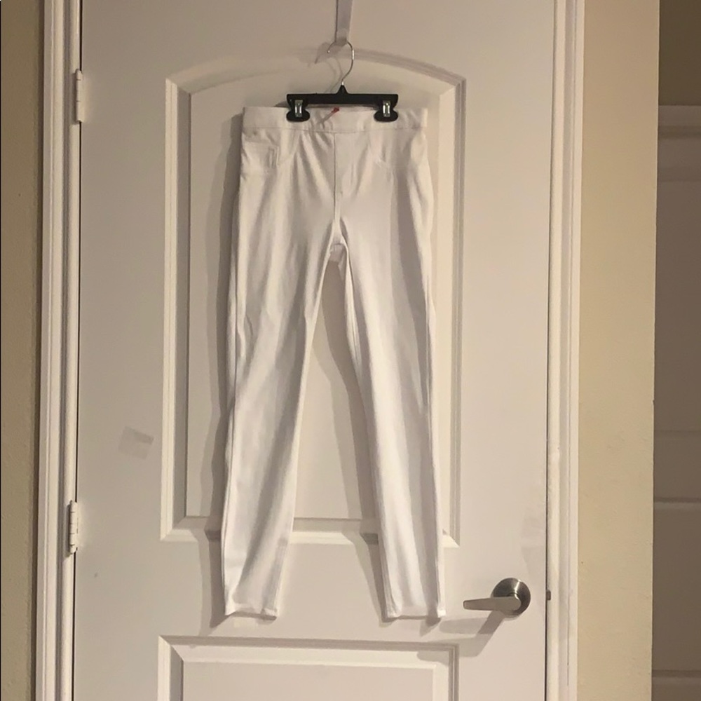 A white pans for women’s